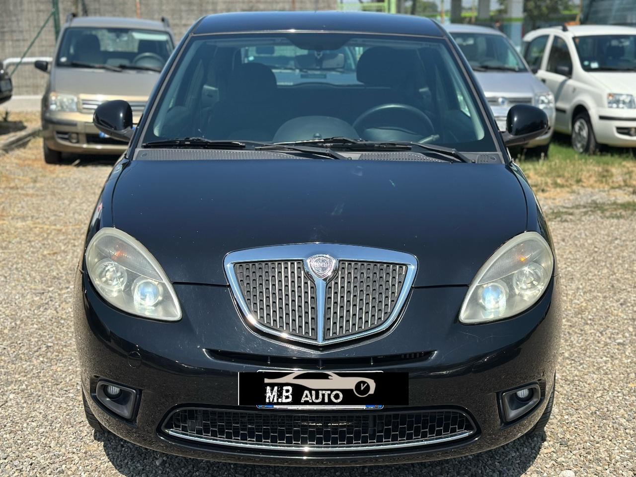 Lancia Ypsilon 1.3 MJT (70.000KM) OK NEOPATENTATI