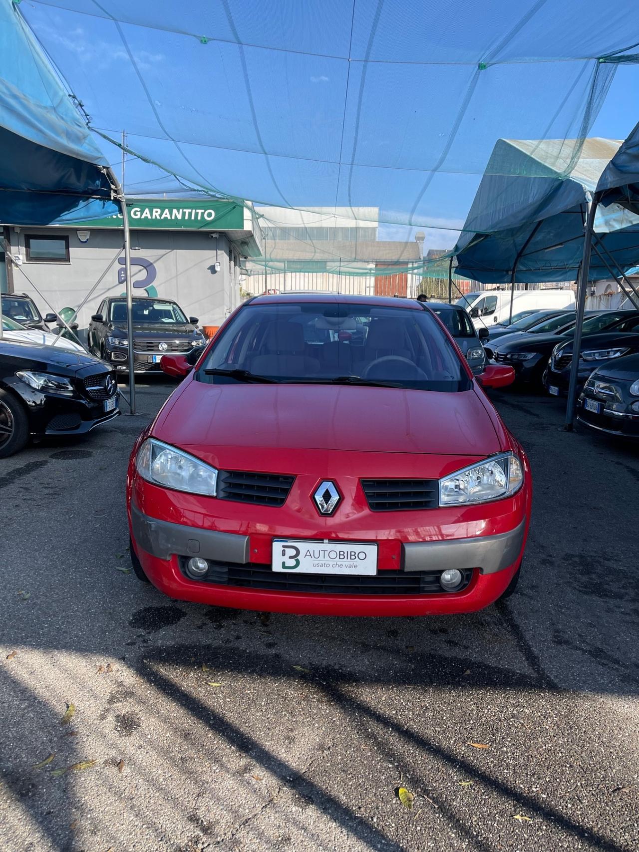 Renault Megane Mégane 2.0 16V 5 porte Luxe Dynamique