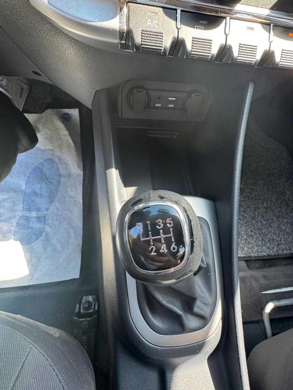 Kia Rio 1.4 CRDi 5p. Cool Collection FINO A 25 KM/L