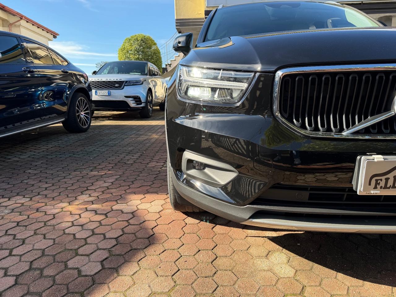 Volvo XC40 D3 AWD Geartronic Momentum Pro