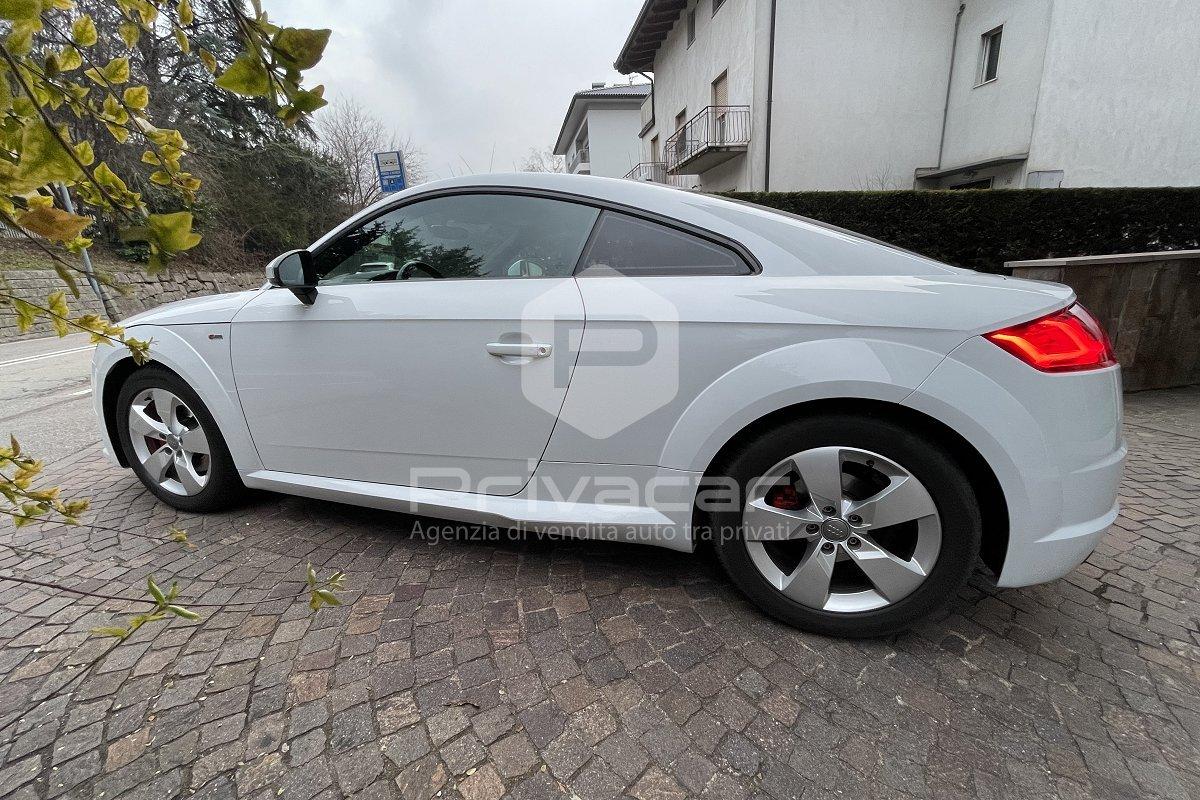 AUDI TT Coupé 1.8 TFSI S tronic S line