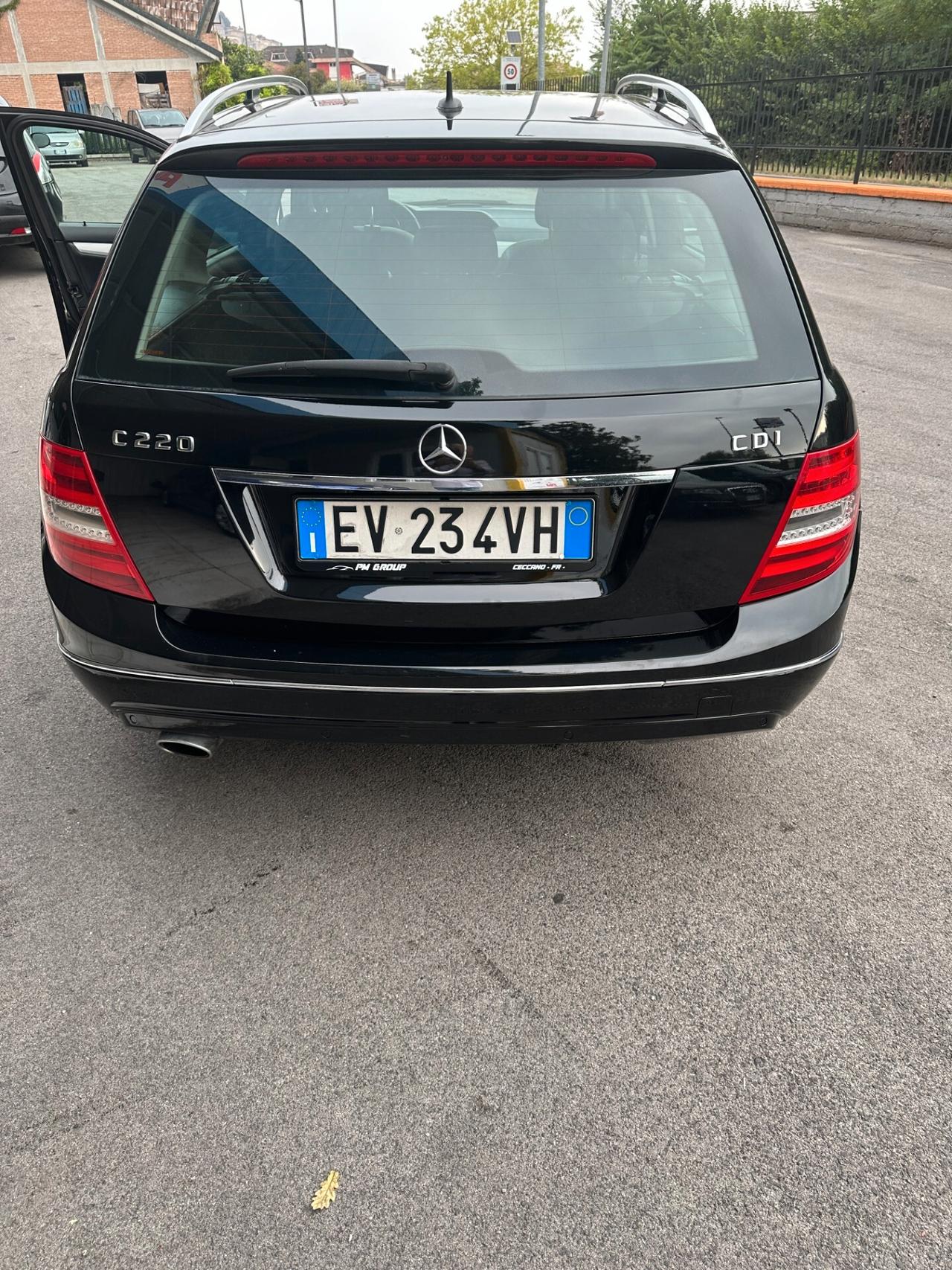 Mercedes-benz C 220 CDI S.W. Avantgarde blue efficiency
