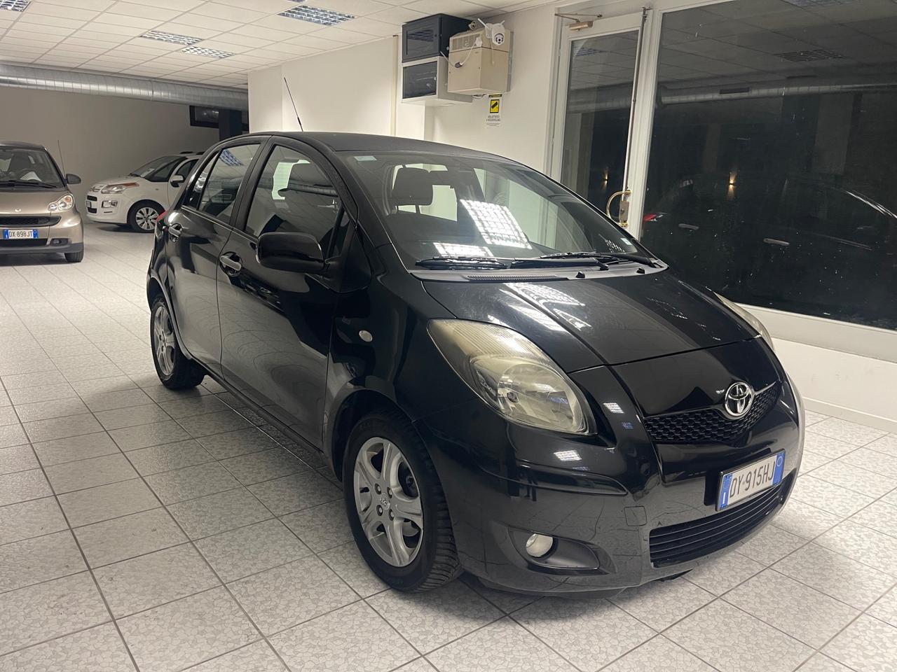 Toyota Yaris 1.3 5 porte Sol