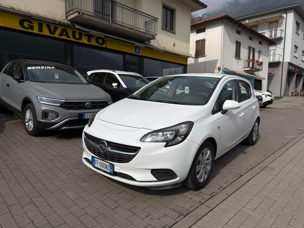 OPEL CORSA 1.4cc 90Cv Benzina Manuale Gancio Traino