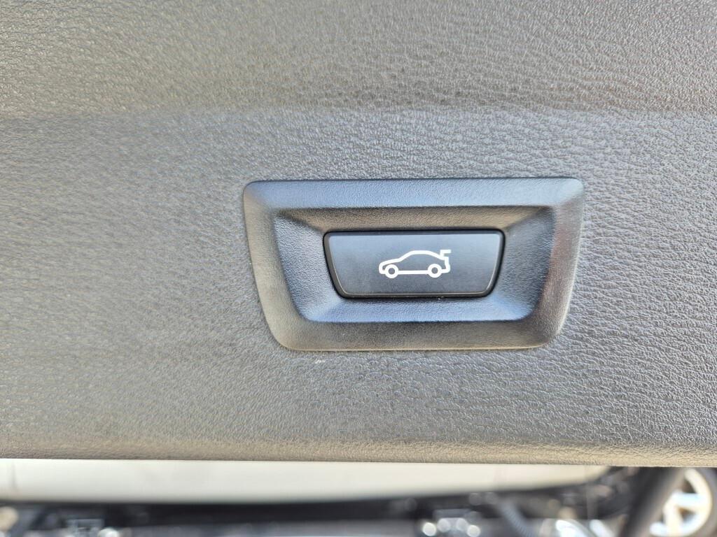 Bmw X1 s-Drive 20D 190cv Automatic LED