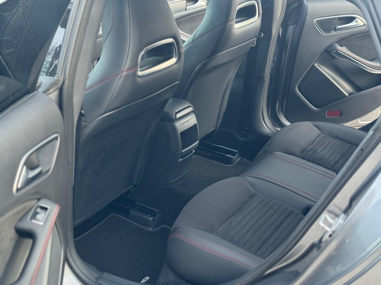 Mercedes-benz CLA 200 Tetto, AMG line !