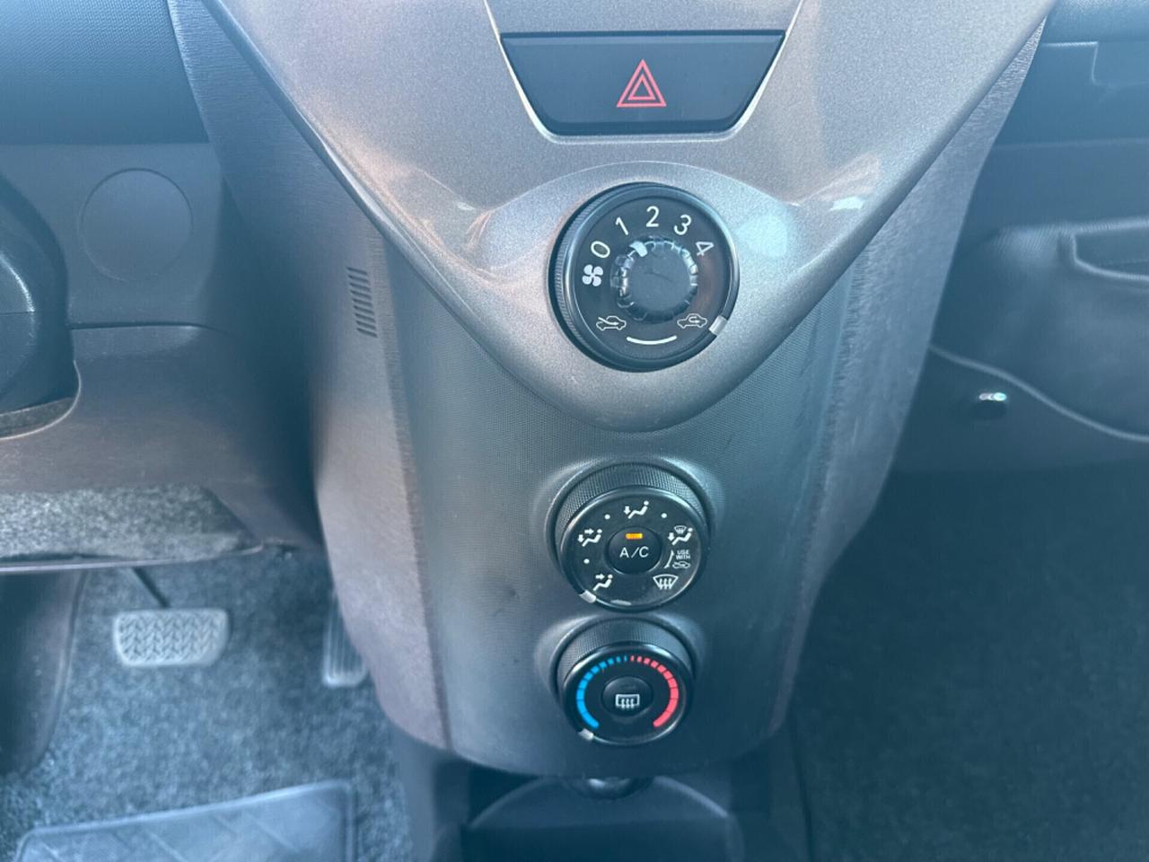 Toyota iQ 1.0 Multidrive Versione Lancio