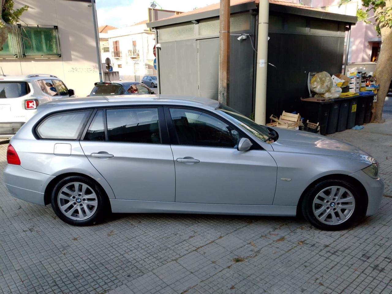 Bmw 320 320d cat Touring Futura tagliando incluso