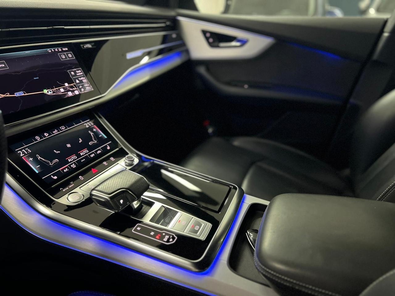 Audi Q8 50 TDI 286 CV quattro tiptronic Sline