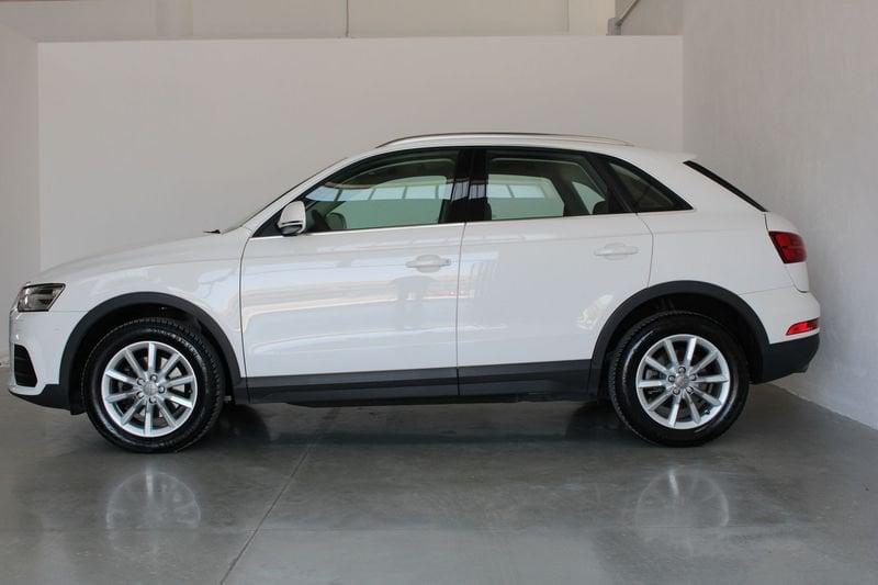 Audi Q3 2.0 TDI 120CV