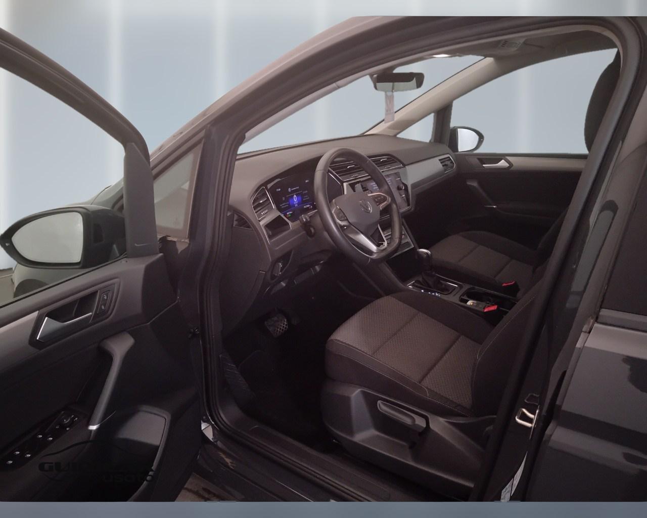VOLKSWAGEN Touran III 2015 - Touran 1.5 tsi Business 150cv dsg