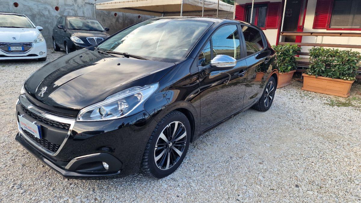 PEUGEOT 208 1.5 BlueHDi 100 5p. Allure