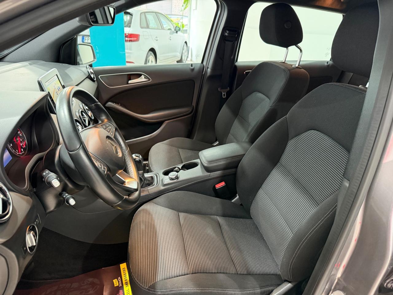 MERCEDES CLASSE B 2015 DIESEL *MANUALE *88 MILAKM CERTIFICATI