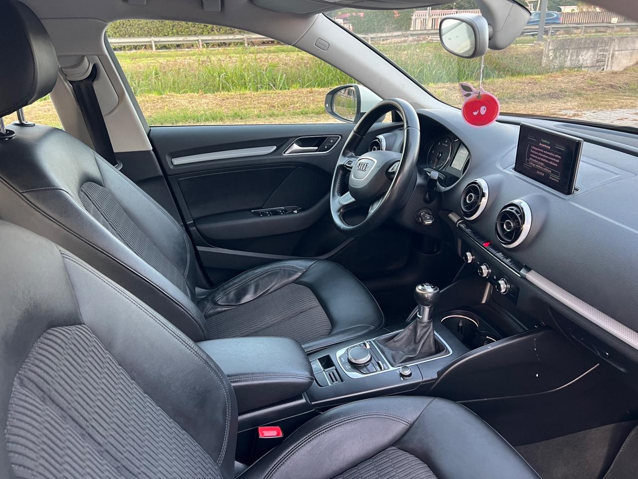 Audi A3 SPB 1.6 TDI Ambiente