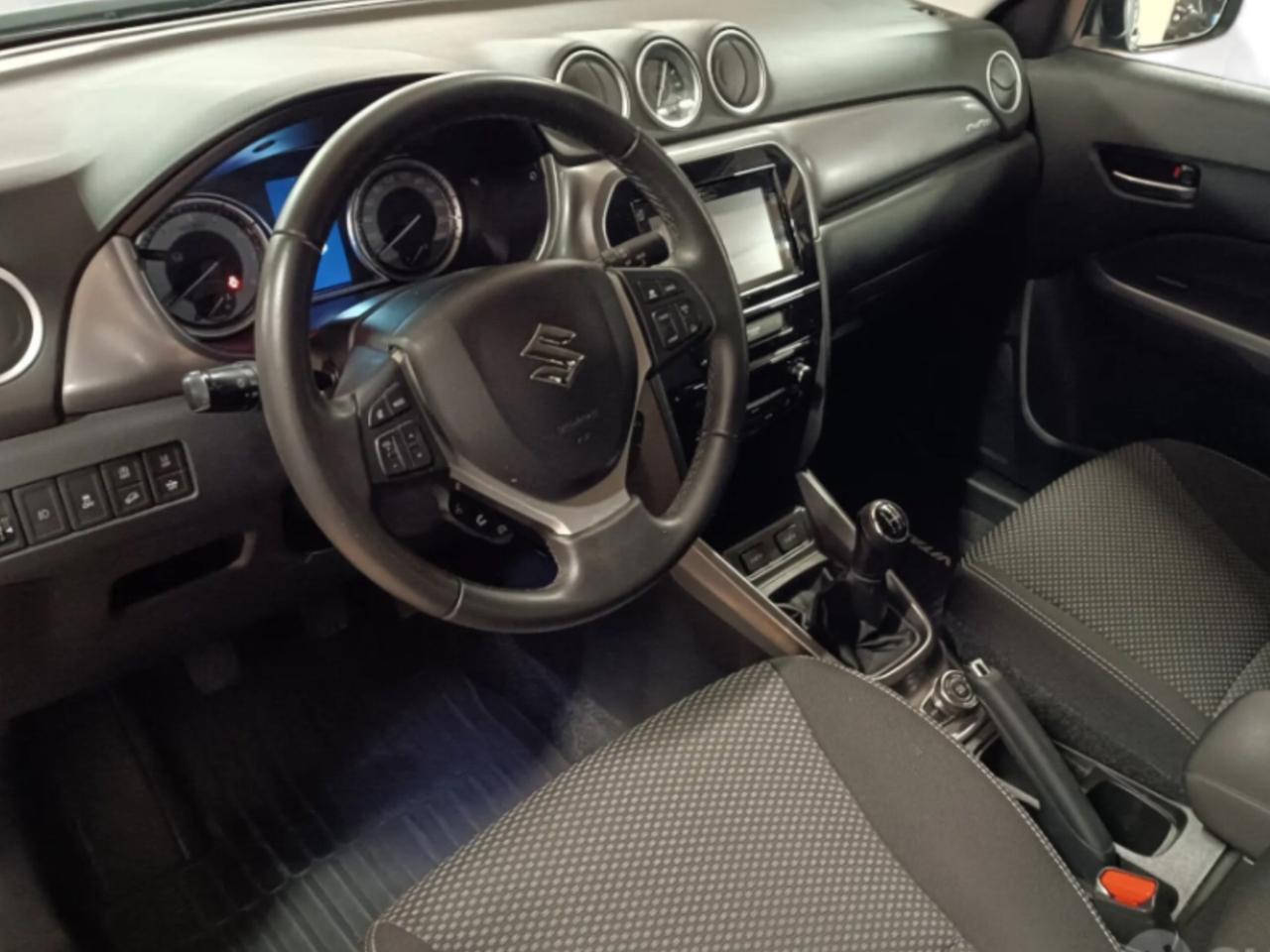 Suzuki Vitara 1.0 Boosterjet A/T 4WD AllGrip Cool Perfetta