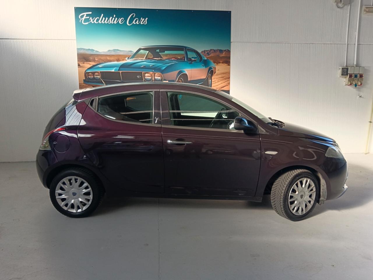 Lancia Ypsilon 1.2 69 CV 5 porte Gold