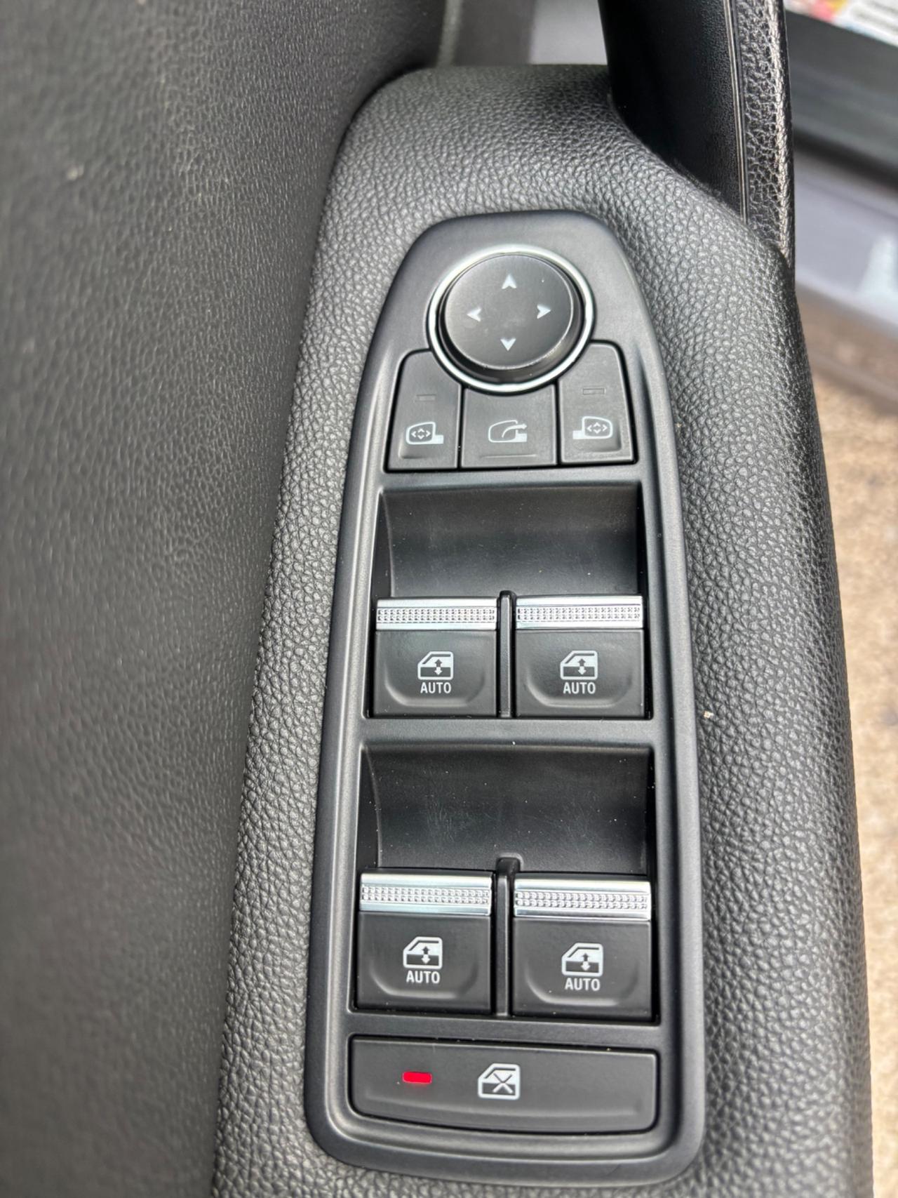 RENAULT CAPTUR TCE 100CV GPL INTENS STRAFULL