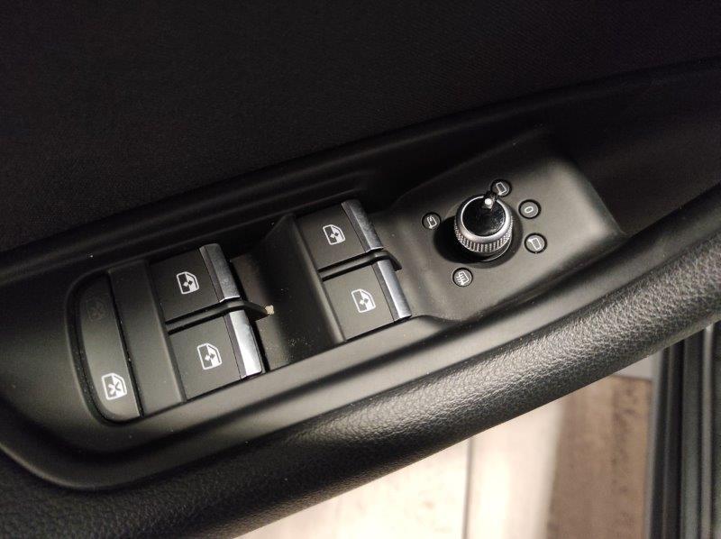 AUDI A4 5ª serie - A4 Avant 40 TFSI quattro S tronic Business Advanced