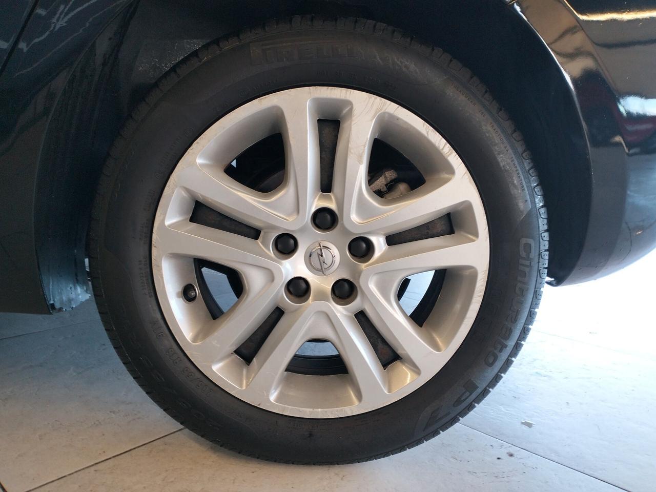 Opel Astra 1.4 Turbo 140CV 4 porte Advance