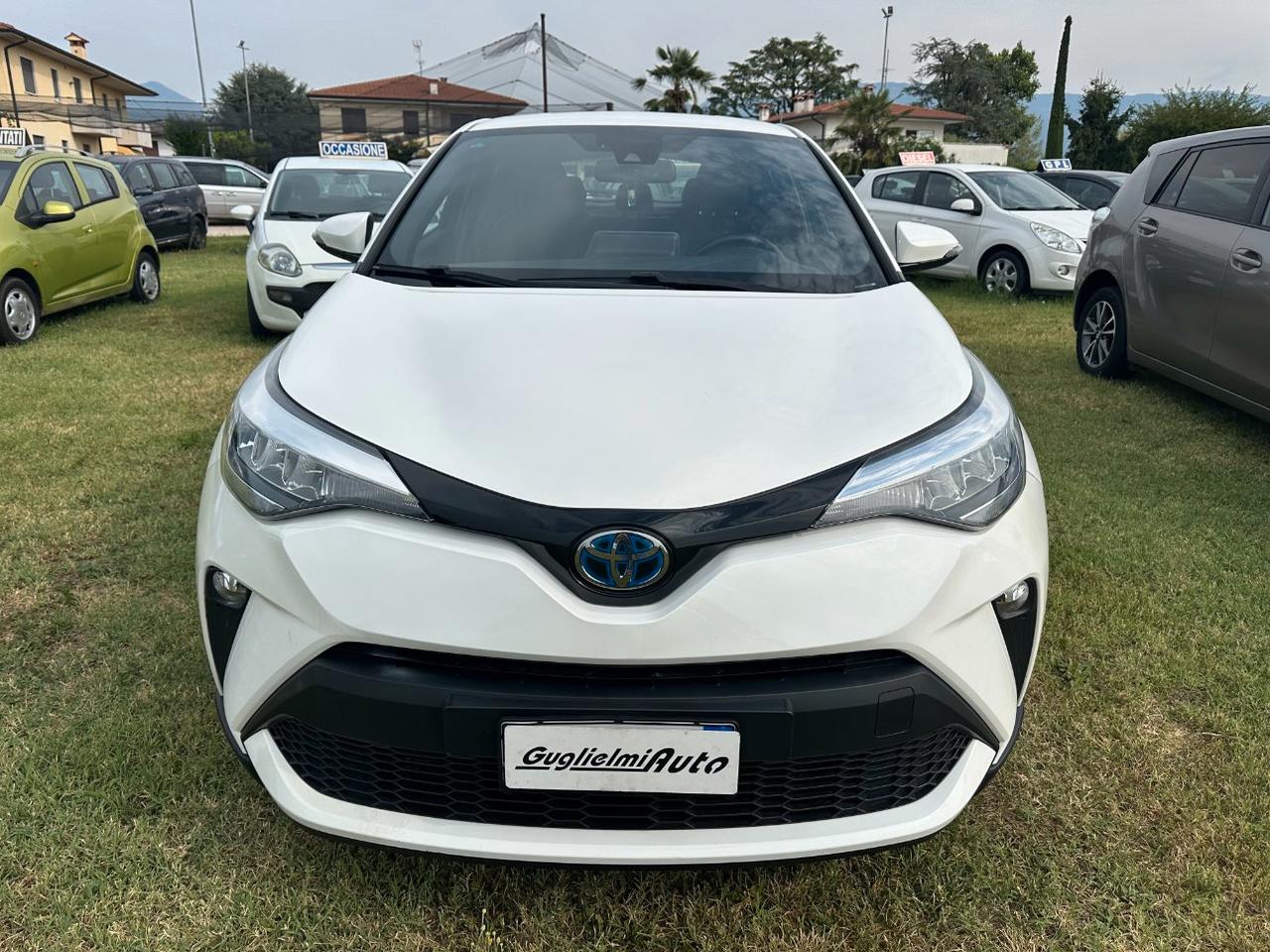 Toyota C-HR 1.8h Business e-cvt