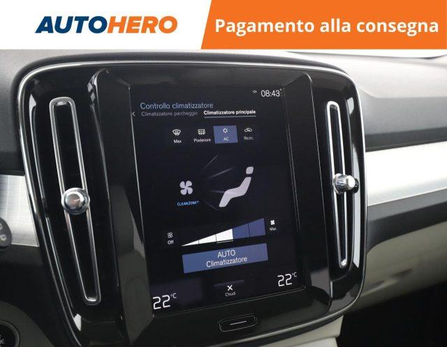 VOLVO XC40 T3 Geartronic Momentum Pro