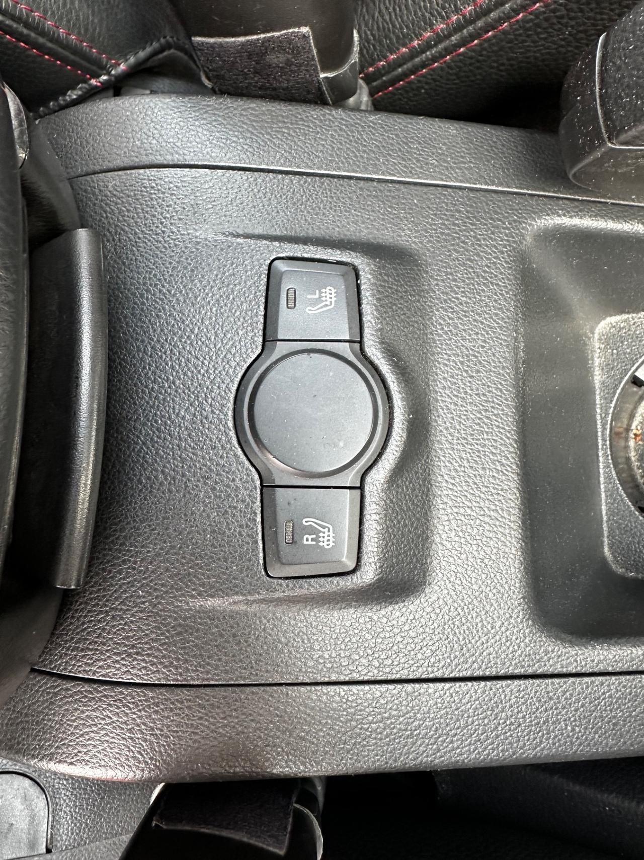 Chevrolet Captiva 2.0 VCDi 7 POSTI CAMBIO AUTOMATICO