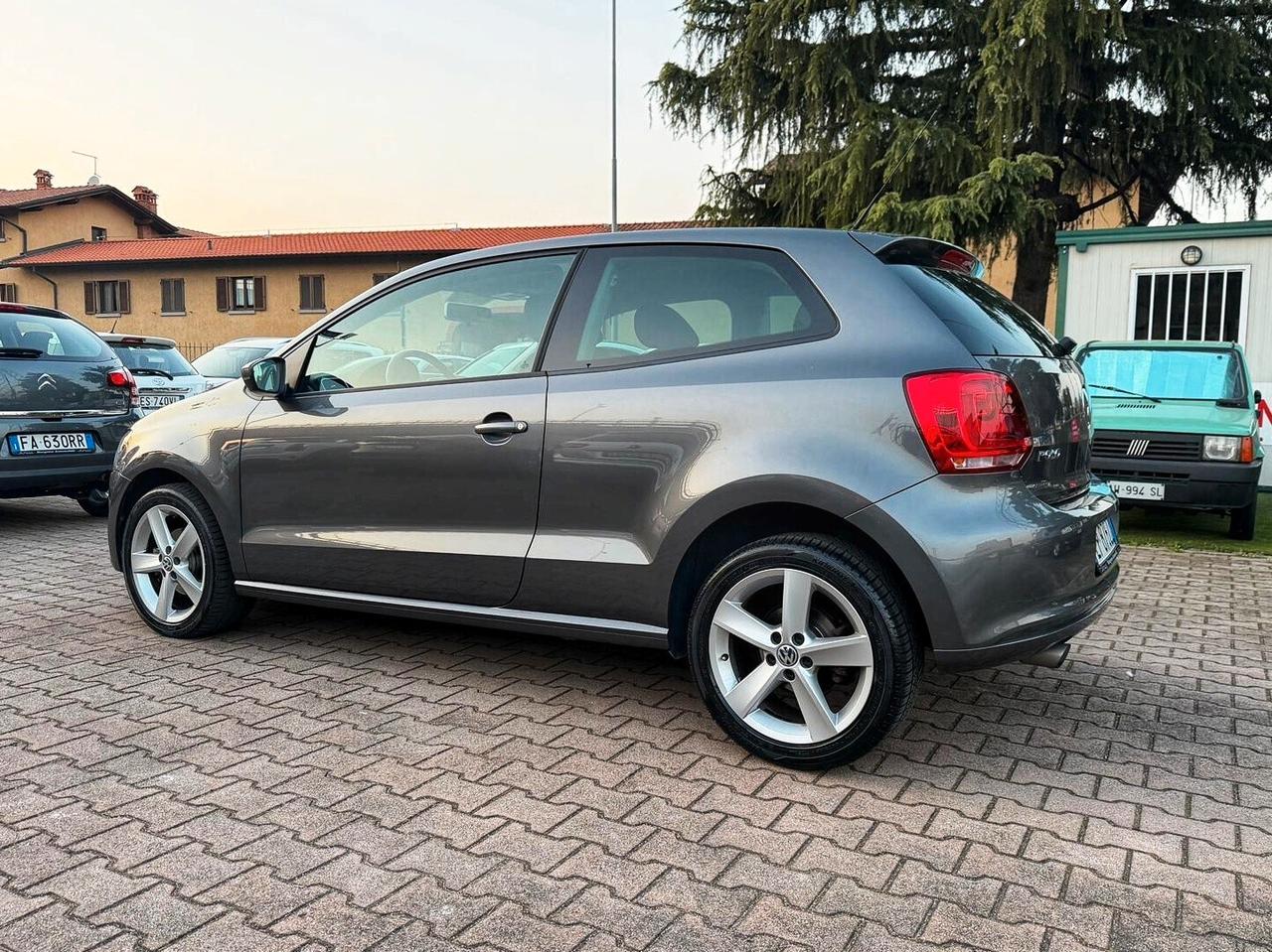 Volkswagen Polo 1.6 TDI 90CV DPF 3 porte OK NEOPATENTATI