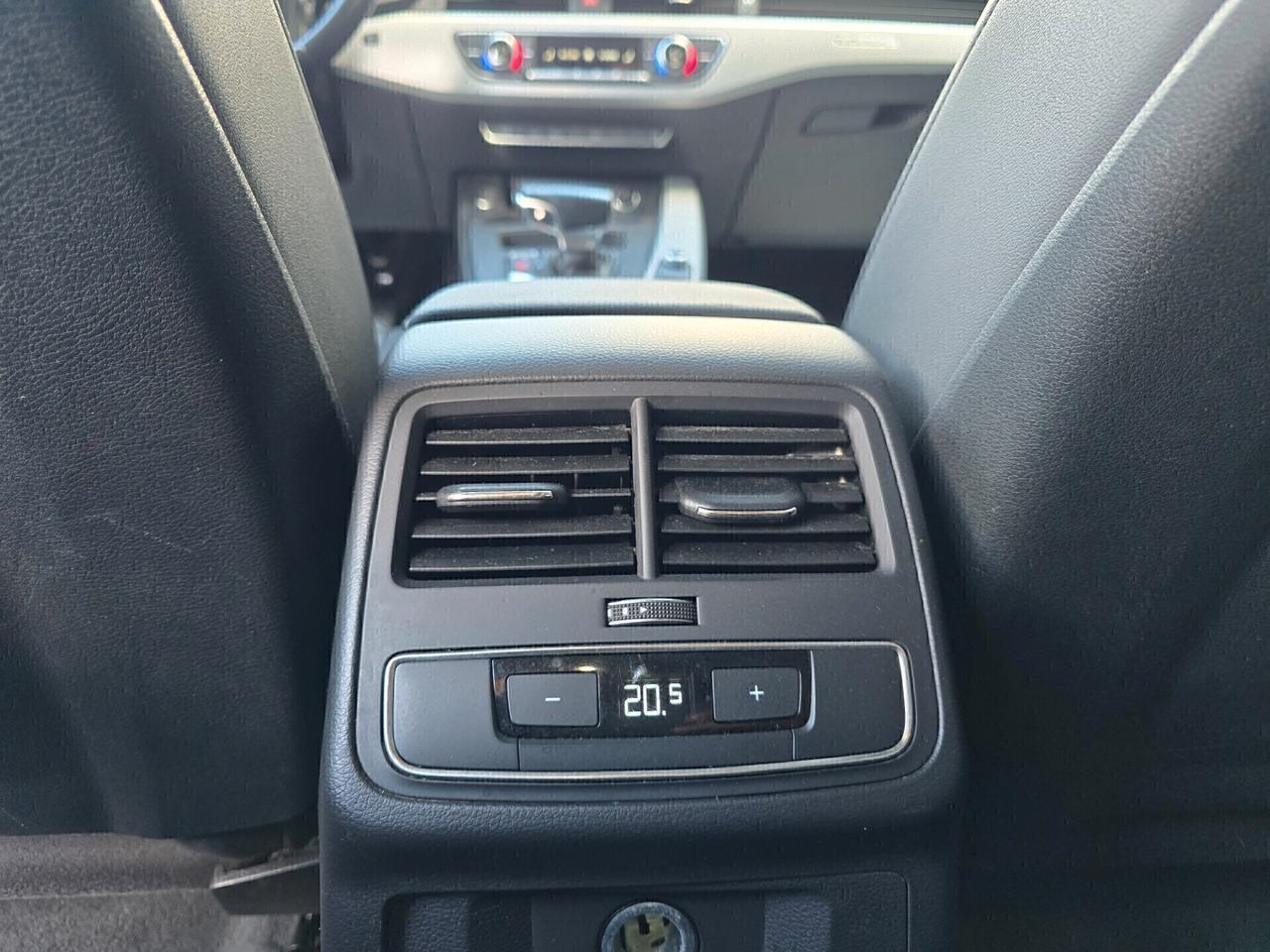 Audi A4 Avant 40 TDI quattro S tronic Bus. 2020