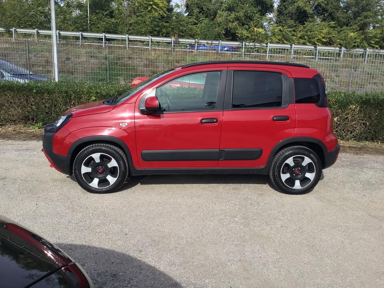 Fiat Panda Cross 1.0 70Cv firefly hybrid 5 Posti