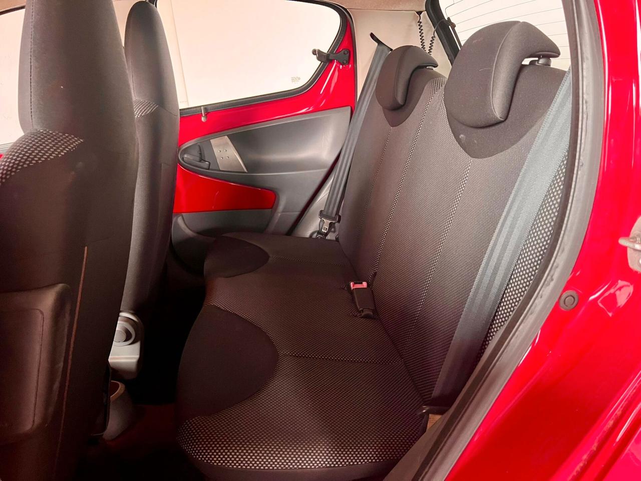 Toyota Aygo 1.0 12V VVT-i 5 porte