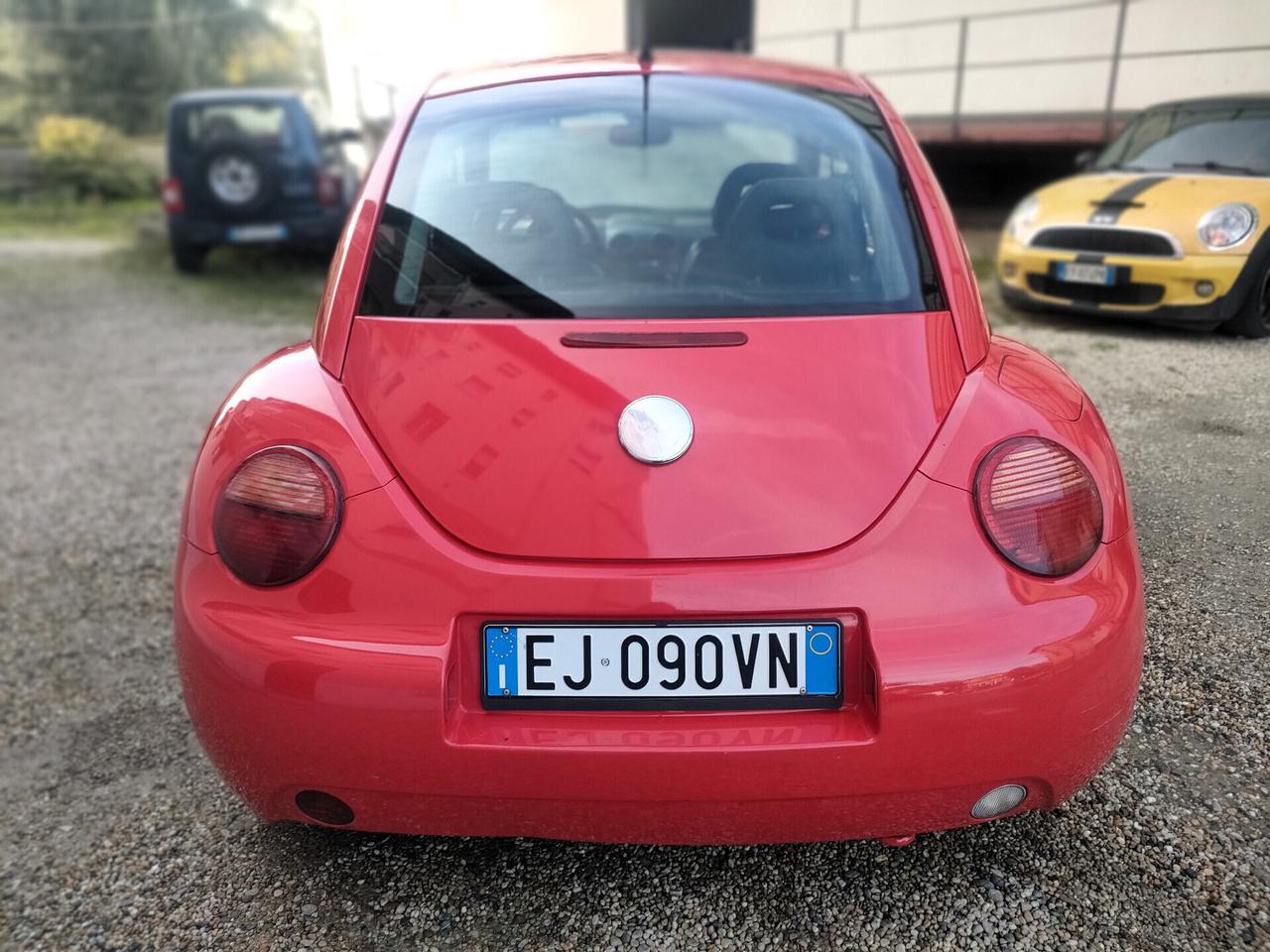 Volkswagen New Beetle 2.0 Gpl pelle e tettuccio