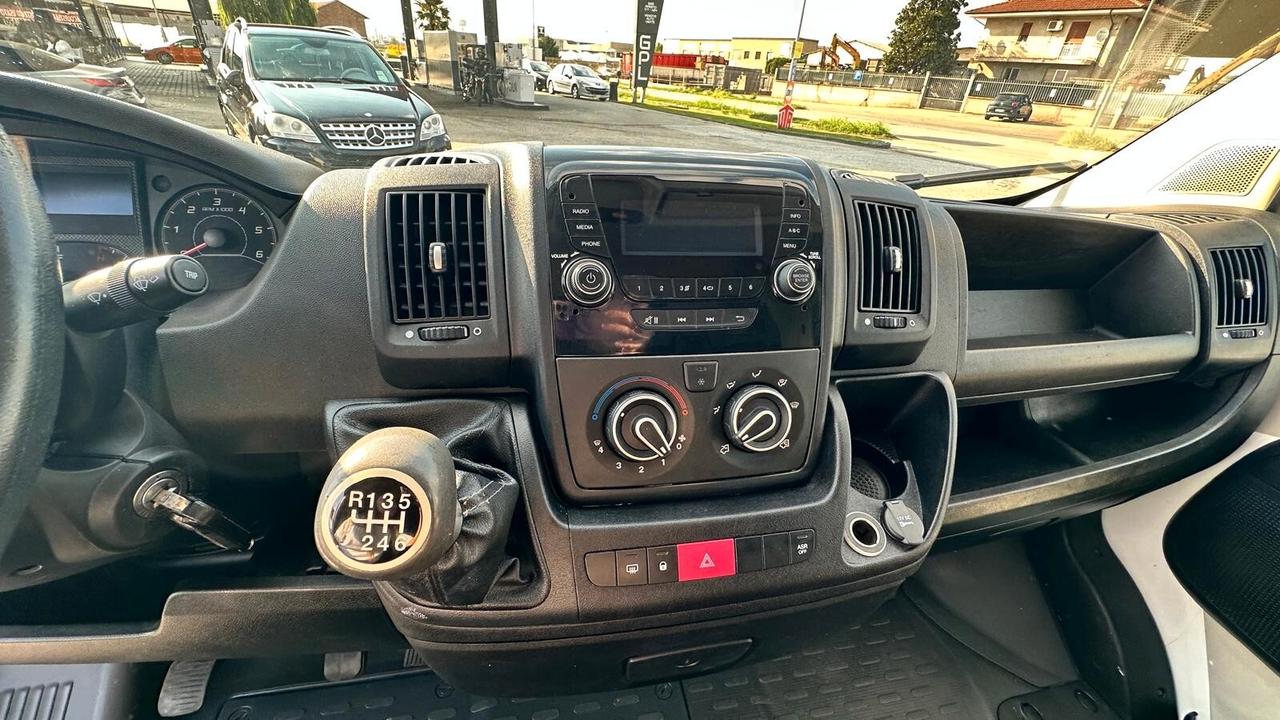 Peugeot BOXER AUTOCARRO