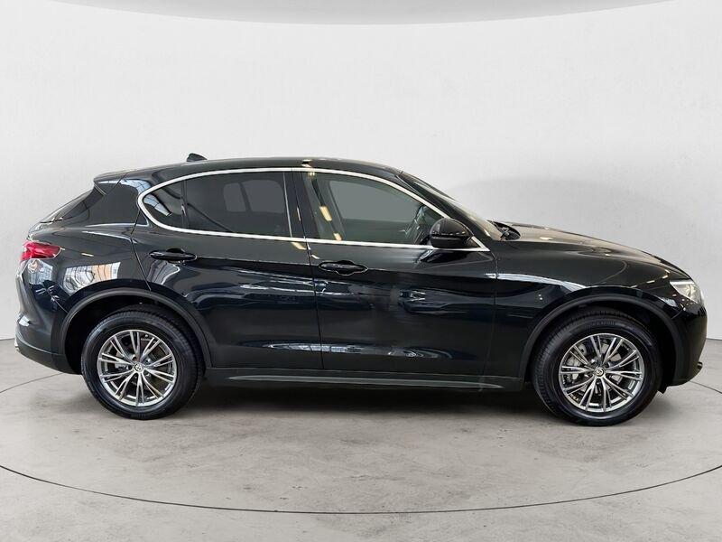 Alfa Romeo Stelvio 2.2 Turbo Diesel 210CV AT8 Q4 Business