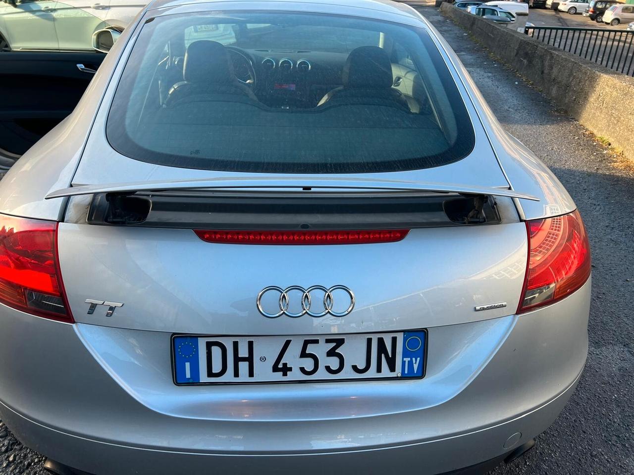 Audi TT Coupé 3.2 V6 quattro