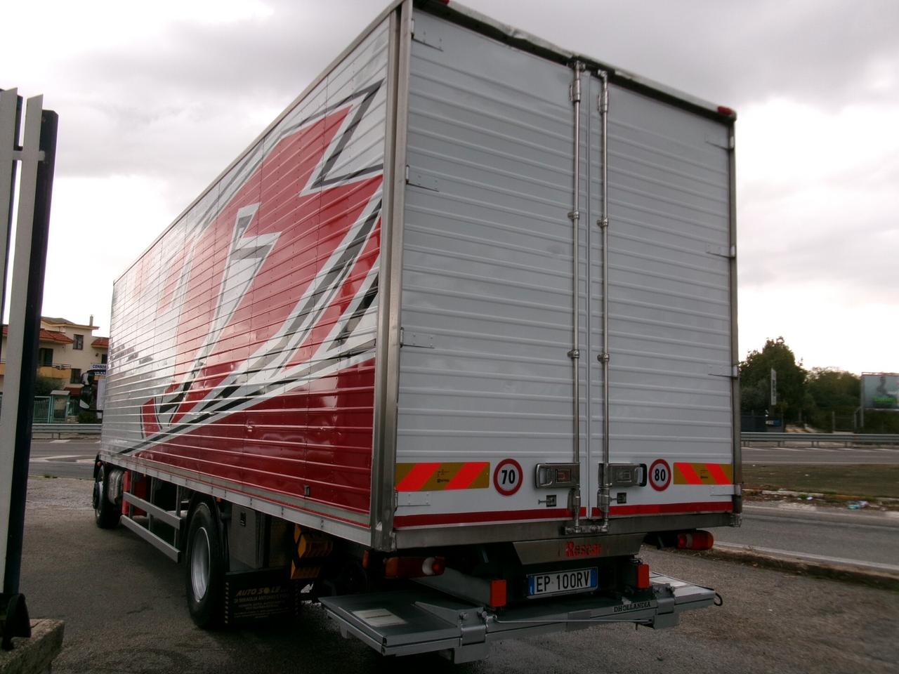Iveco EUROCARGO 180/28 E6 FURGONE 9.60+ PEDANA **MOTORE NUOVO**
