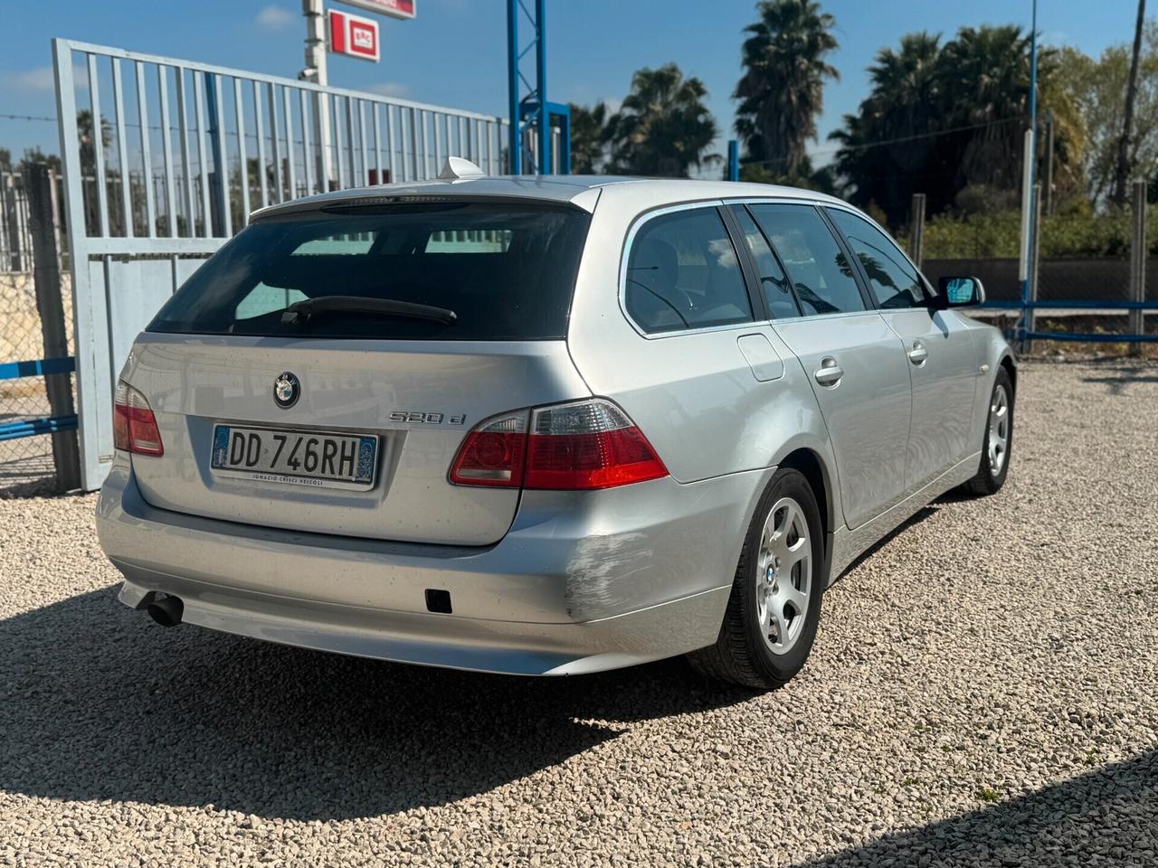 Bmw 520 520d Touring SW 1 prop. km certificati in fattura 2006 pari al nuovo