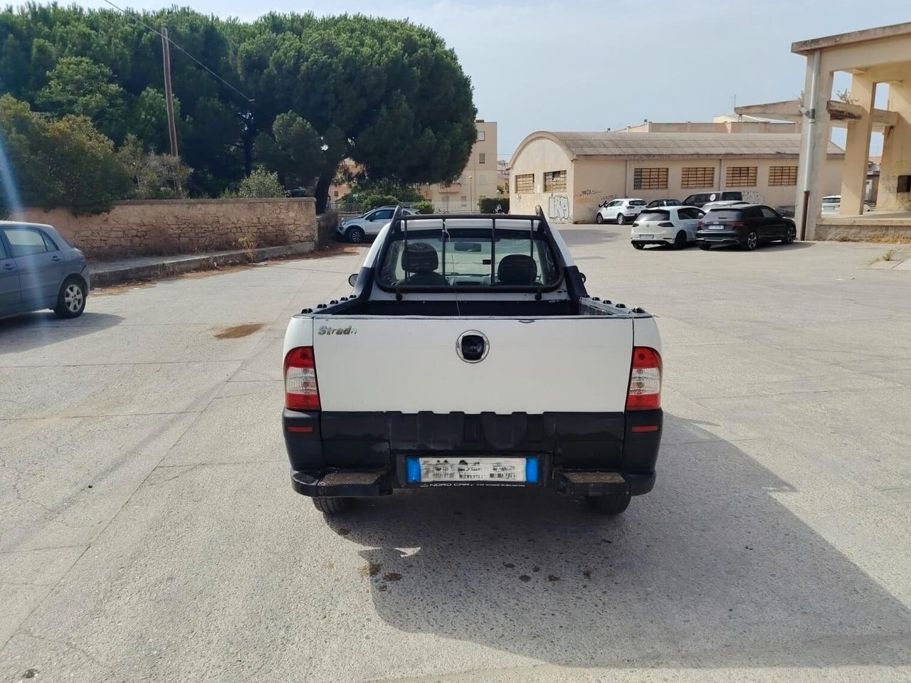 Fiat Strada 1.3 MJT Pick-up Cabina Lunga