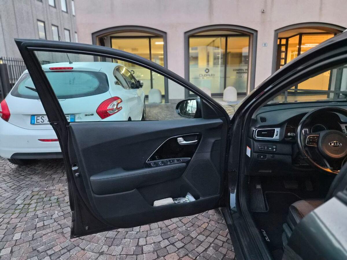 Kia Niro 1.6 gdi hev Style Adas Pack dct my18
