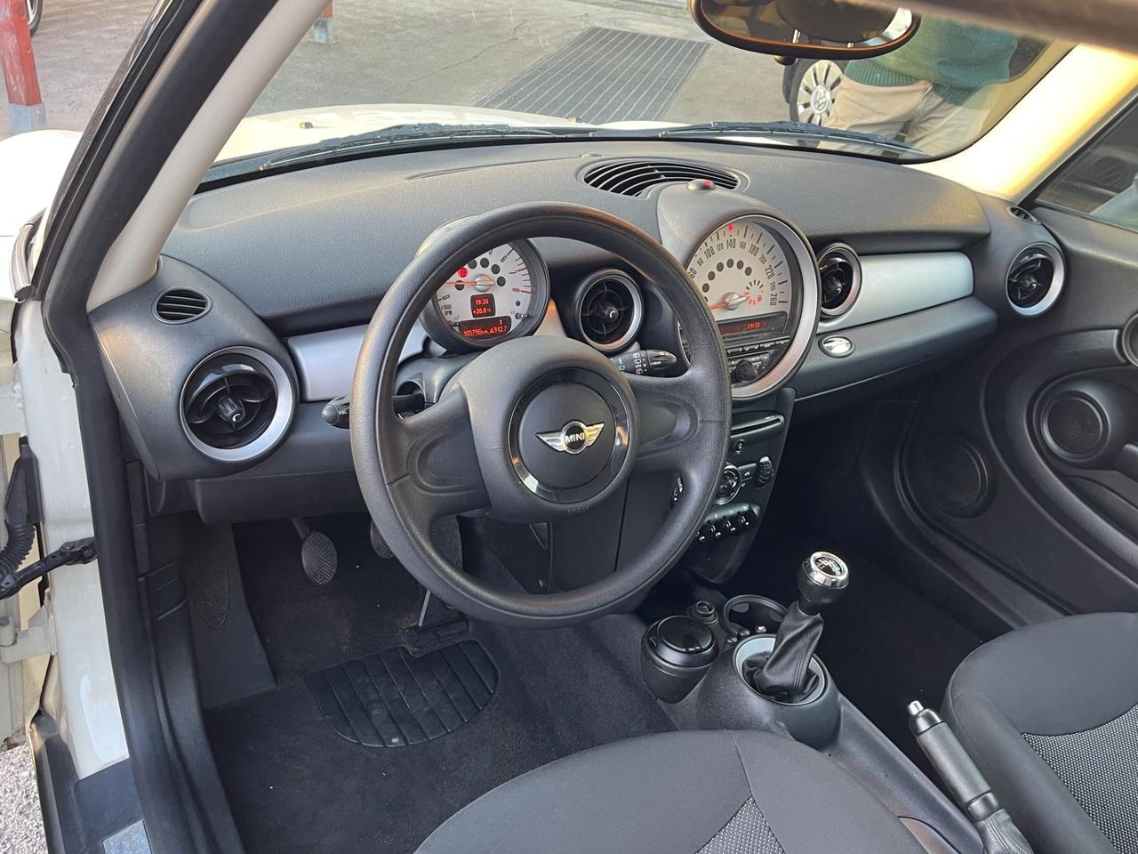 Mini 1.6 16V One (55kW)-unipro-rate-garanzia