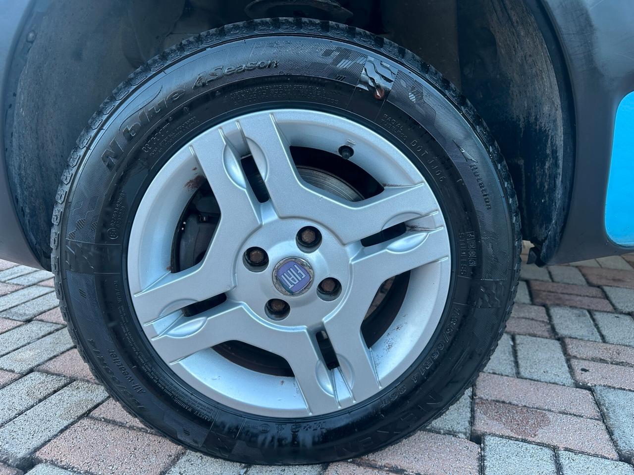 Fiat Panda 1.3 MJT 16V DPF 4x4 Climbing