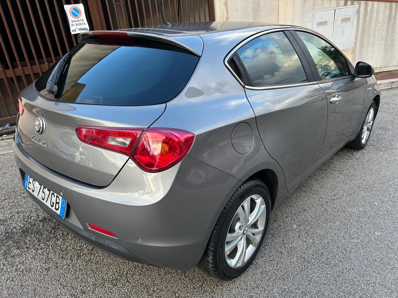 Alfa Romeo Giulietta 1.6 JTDm garanzia 12 mesi