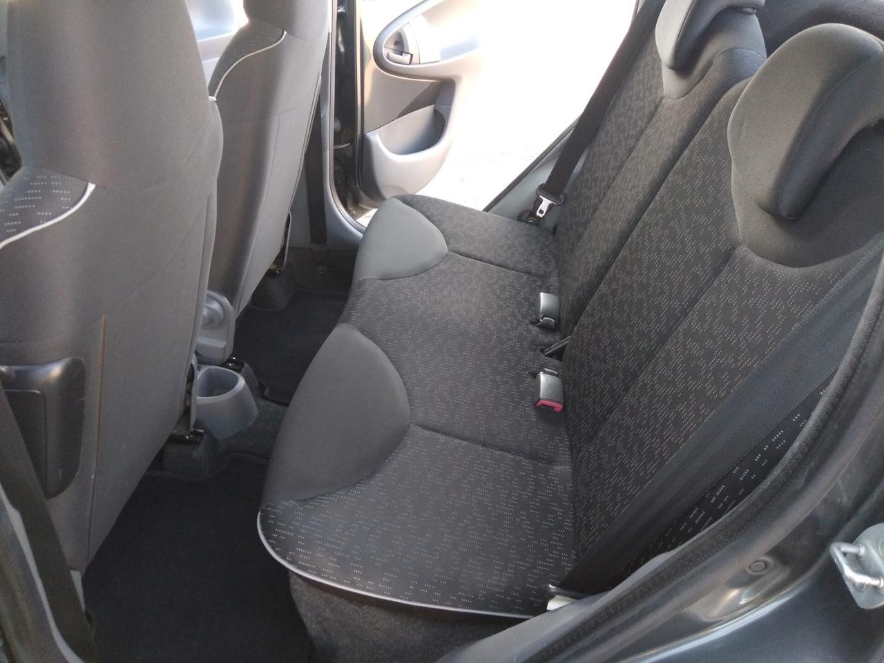 Peugeot 107 1.0 68CV 5p. Allure x neopatentati