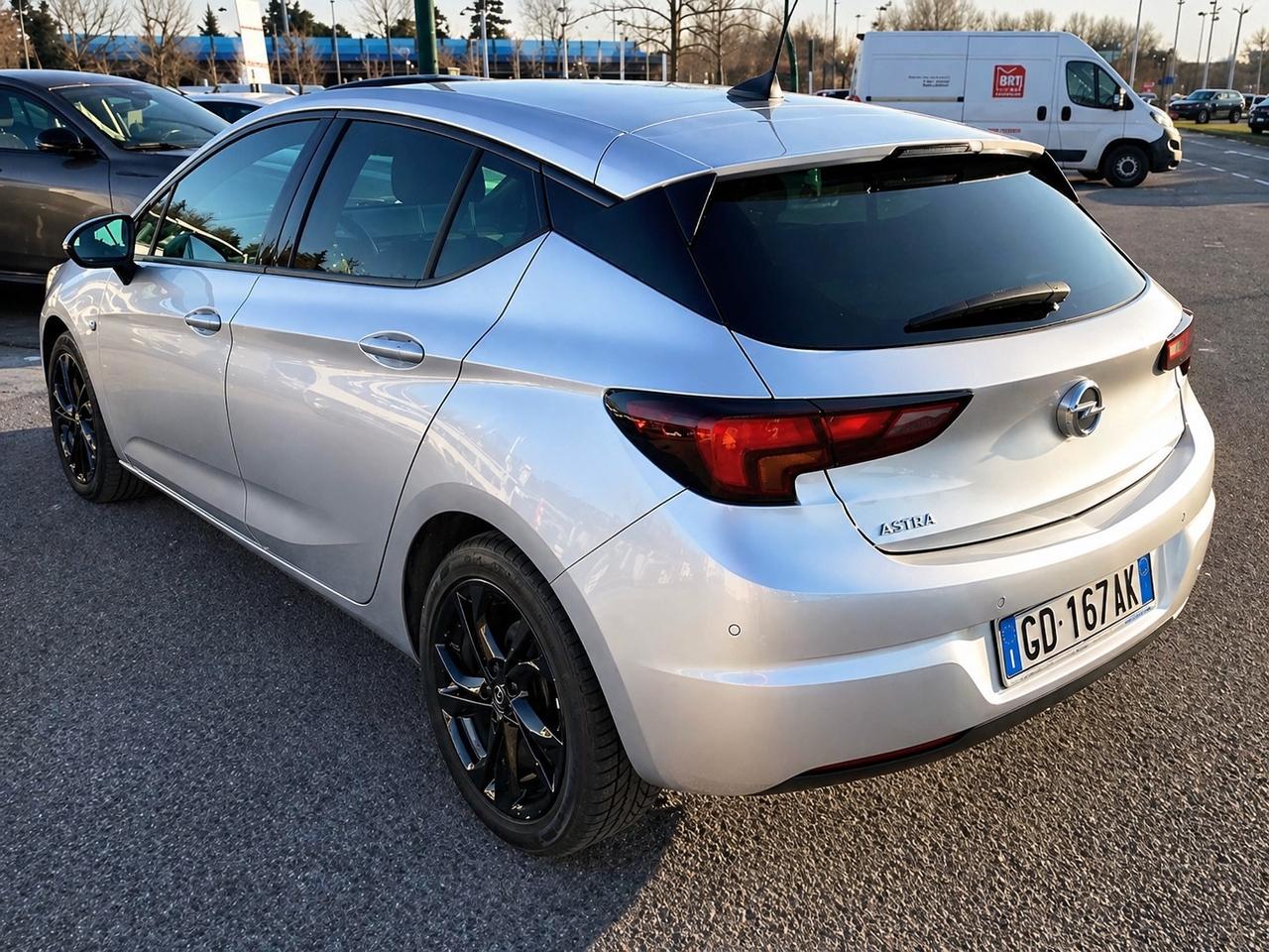 Opel Astra 1.2 Turbo 130 CV S&S 5 porte Business Elegance