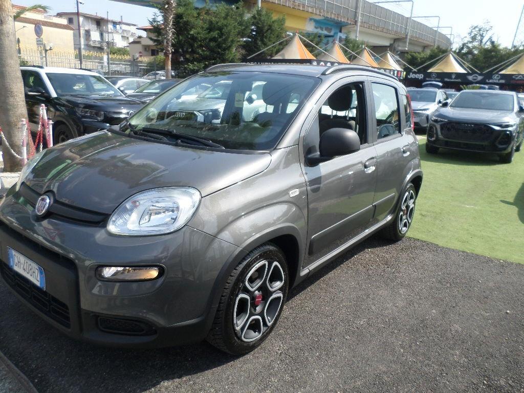 Fiat Panda 1.0 FireFly S&S Hybrid City Cross