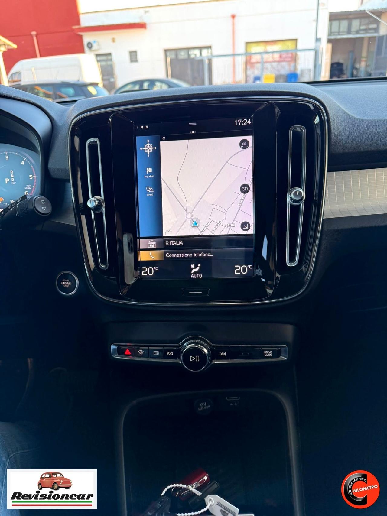 Volvo XC40 D4 AWD Geartronic Momentum