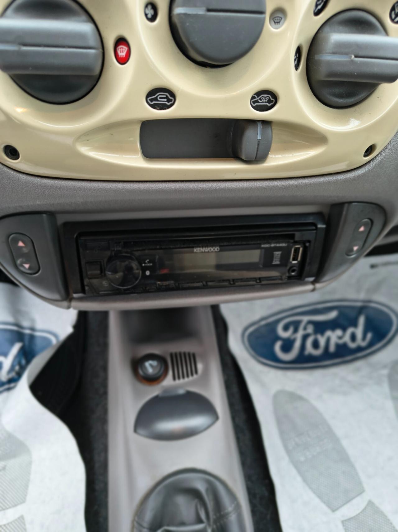 Fiat 600 1.1 Active Suite