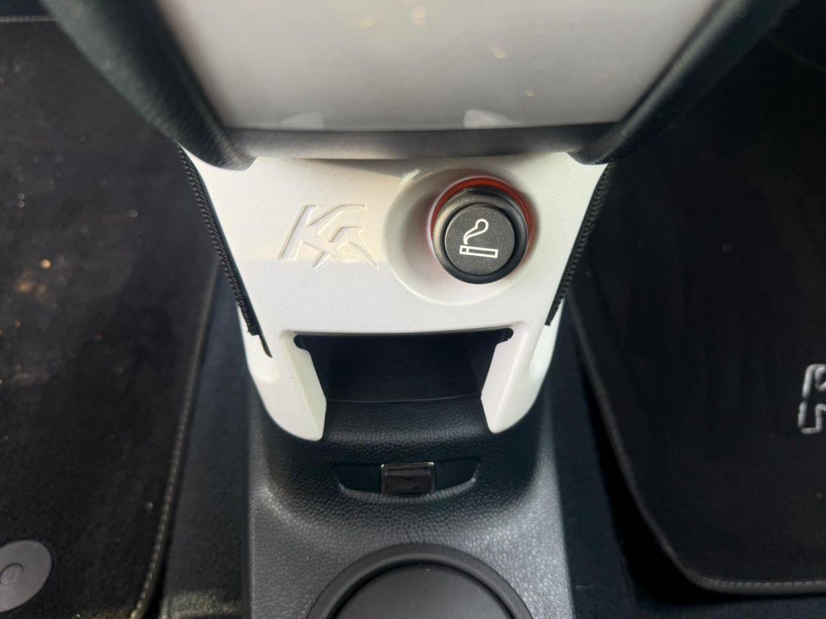 FORD - Ka - 1.2 8V 69CV Titanium