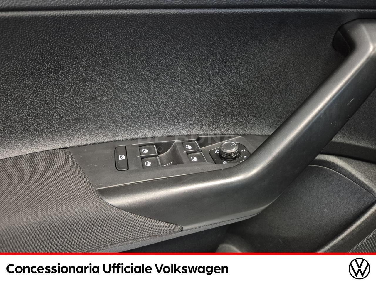 Volkswagen Polo 1.0 tsi r-line 95cv dsg