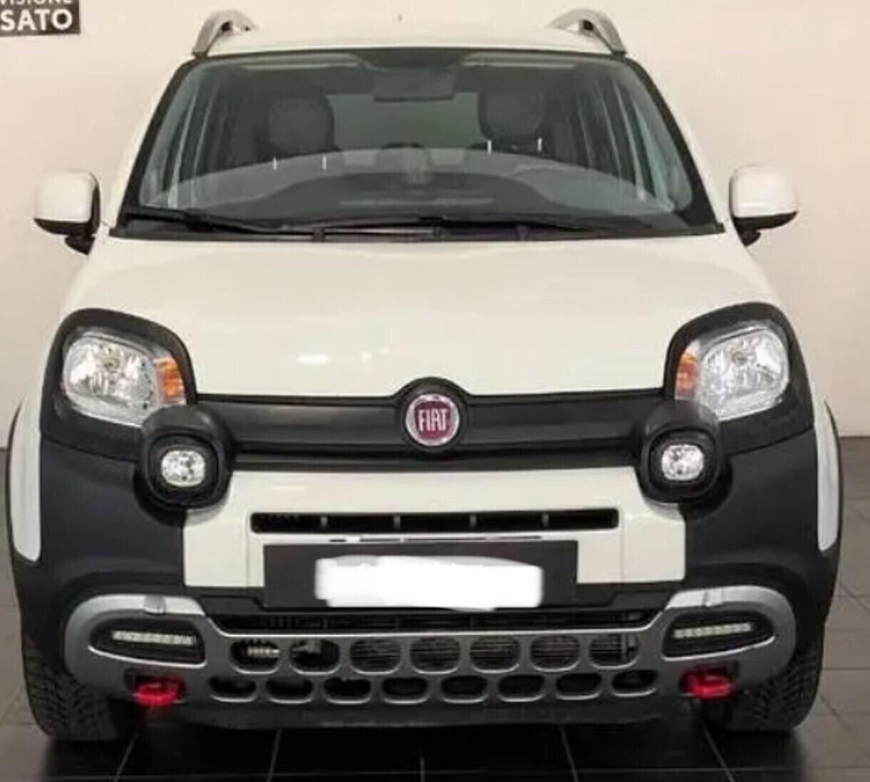 Solo da QUALITYCARS PESCARA Fiat Panda 1.0 FireFly S&S Hybrid City Cross