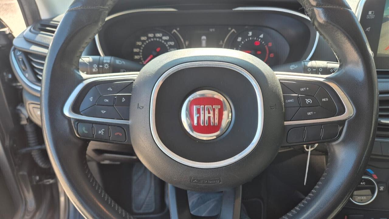 Fiat TIPO 5P 1.6MJ 120CV LOUNGE- 8/2016- FULL
